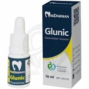 نمای روبه‌رو از محلول ضدحساسیت Glunic Desensitizer نیک درمان روی زمینه سفید